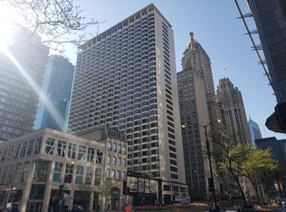 535 N Michigan Ave APT 302, Chicago, IL 60611