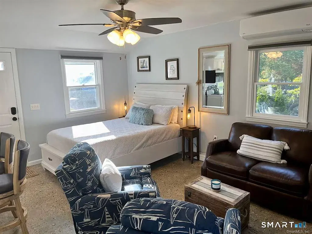 1 bed, 1.0 bath, 232 sqft, $2,100 — Photo 3
