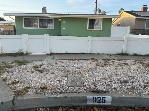 925 W Maplewood Ave, Fullerton, CA 92832