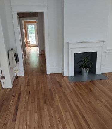 4th image of 309 Green St