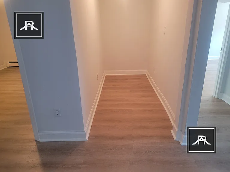 62 Selkirk Rd #1 — Photo 14