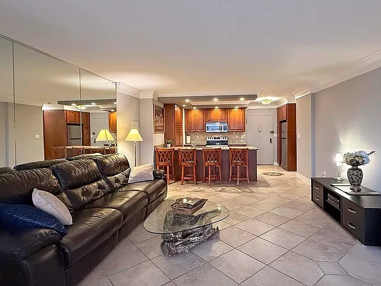 380 Mountain Rd #208 — Photo 8