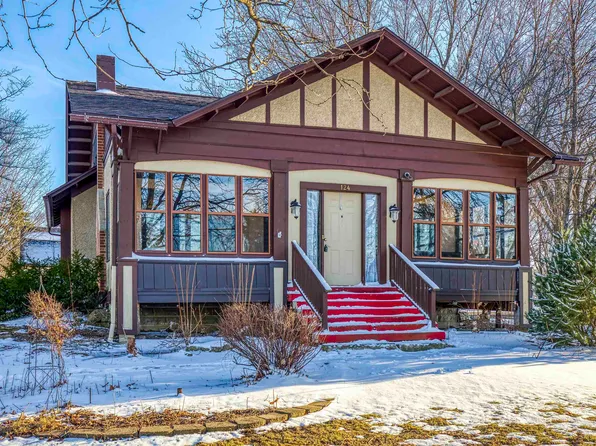 124 E Waupun St, Oakfield, WI 53065