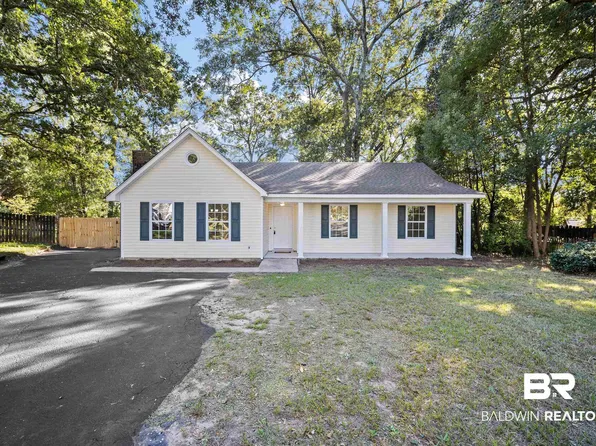 5630 Plantation Oaks Dr, Theodore, AL 36582