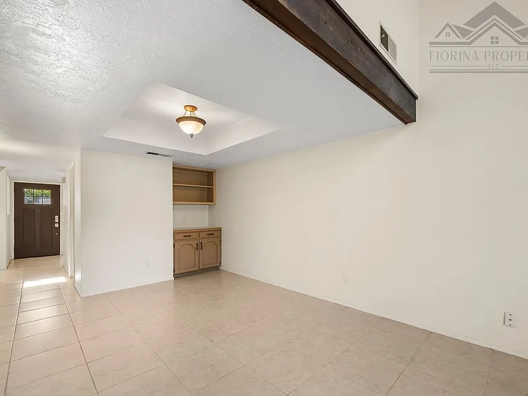 3161 Plaza Blanca — Photo 7
