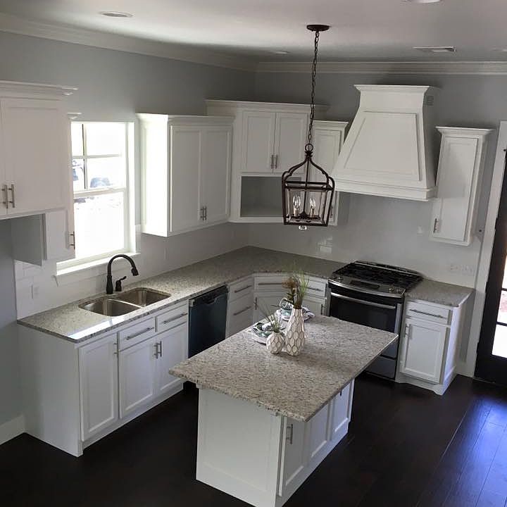 1st image of 505 N Sherry Ave
