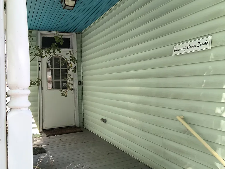 71 Pennsylvania Ave — Photo 5