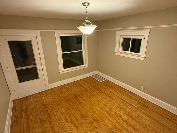 2nd image of 2026 Quail St APT 1