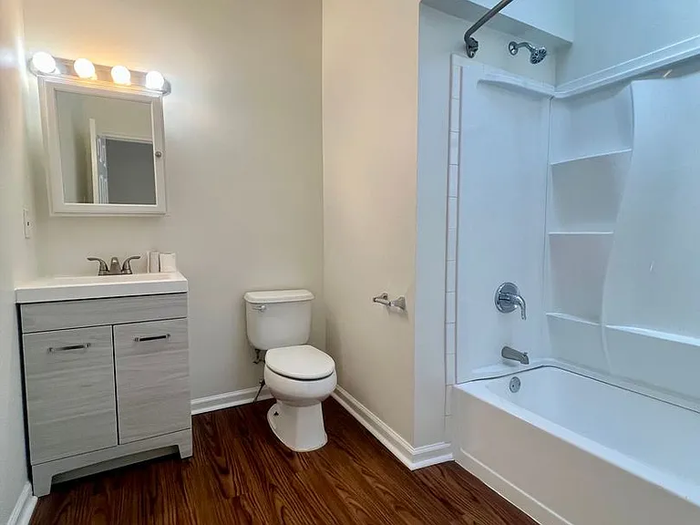 2165 W Grange Ave — Photo 20
