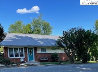 509 Mountain Ave, West Jefferson, NC 28694