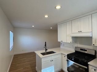 4318 N Lakewood Blvd #B, Long Beach, CA 90808