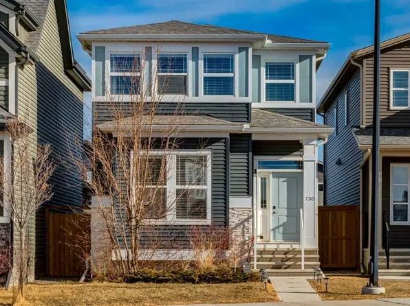 730 W Belmont Dr SW, Calgary, AB T2X 4H3