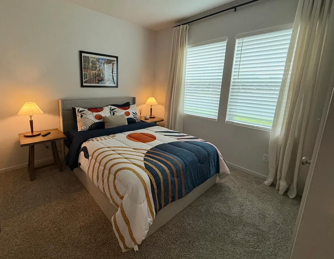 4 bed, 1797 sqft, $800 — Photo 2