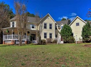 2 Cherry Field Ct, Greer, SC 29651
