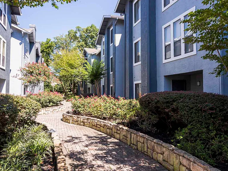 Aventura Dunwoody — Photo 18