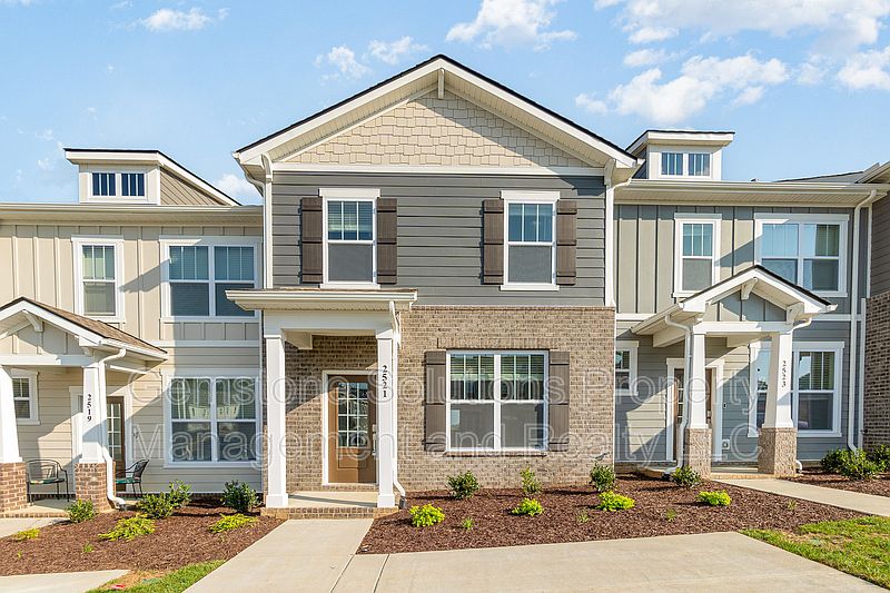 5160 Pace Park Cir Columbia TN Zillow