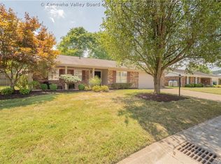 175 Woodland Frst, Winfield, WV 25213