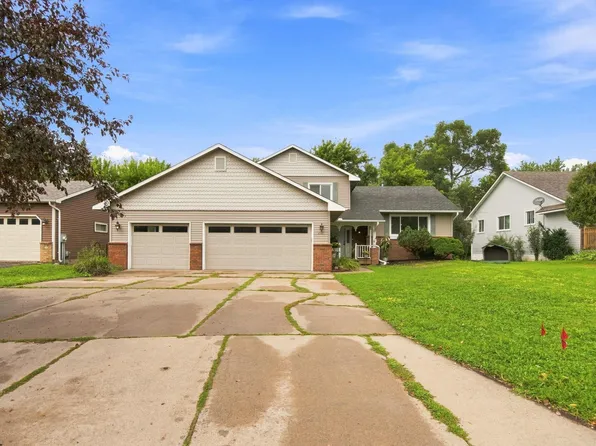 2137 Orchard Ln, White Bear Lake, MN 55110