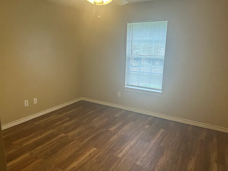 8317 Garrett Dr #8317 — Photo 10