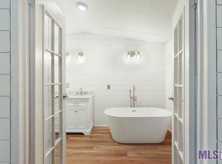 14044 Ceazer Rd, Gonzales, LA 70737