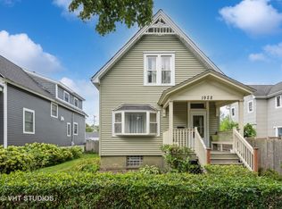 1928 Wesley Ave, Evanston, IL 60201