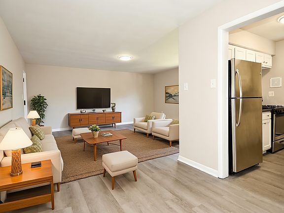 5th image of 800 Washington Ave #4-J