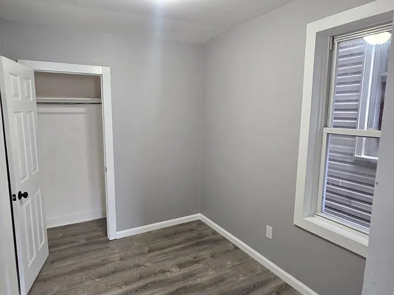 73 4th St #2 — Photo 3