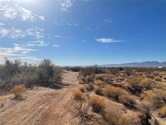 4th image of 3955 N Aguila Road
