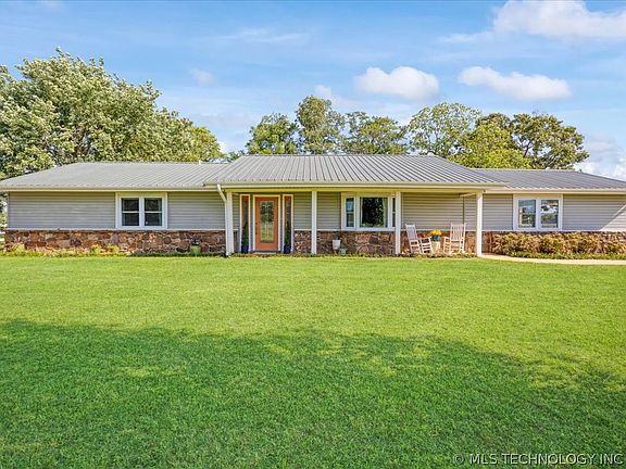 2nd image of 563 Black Tern Ln
