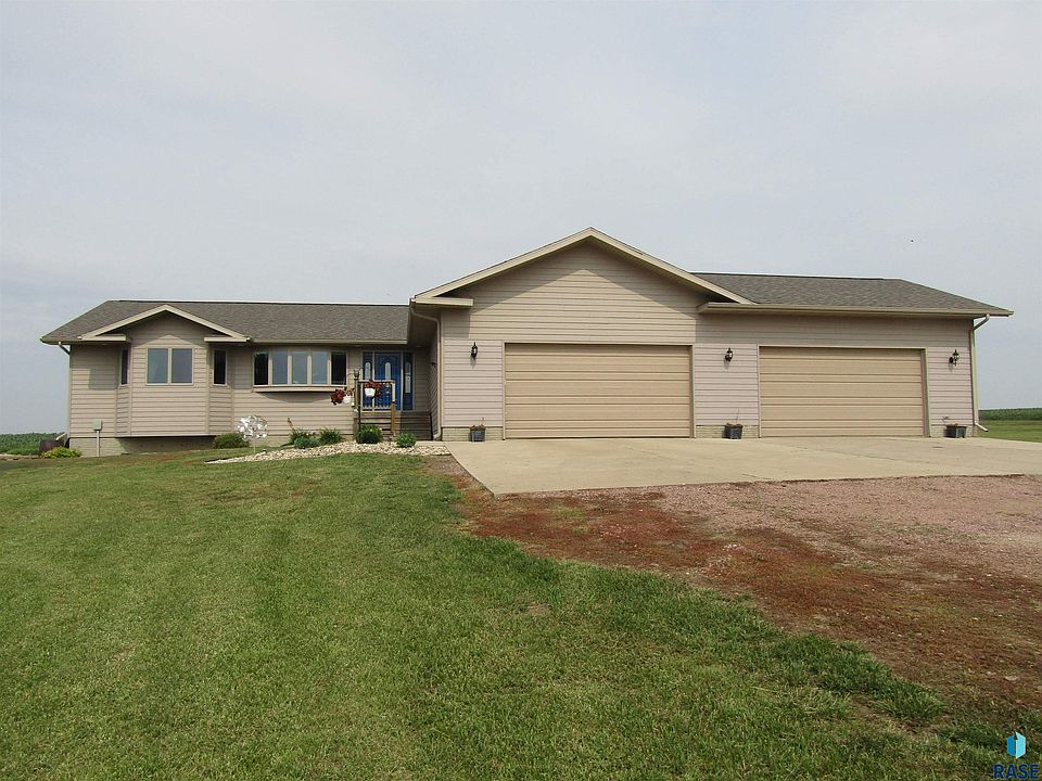 1st image of 26429 461st Ave
