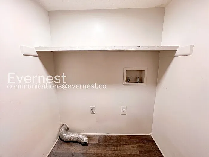 9 Meredith Ct #2 — Photo 9
