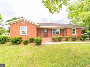 1167 E Winthrope Ave, Millen, GA 30442