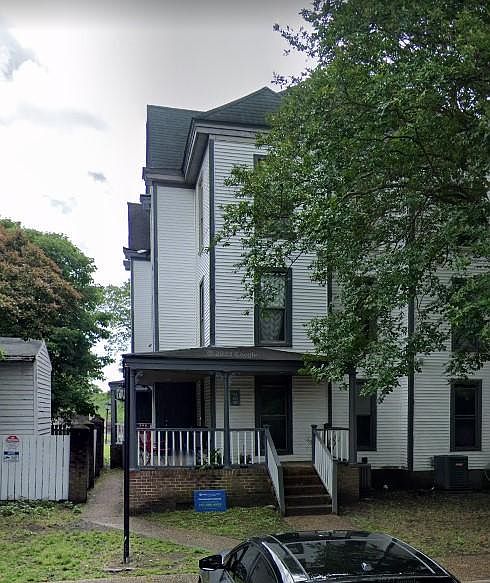 1st image of 1029 Green St
