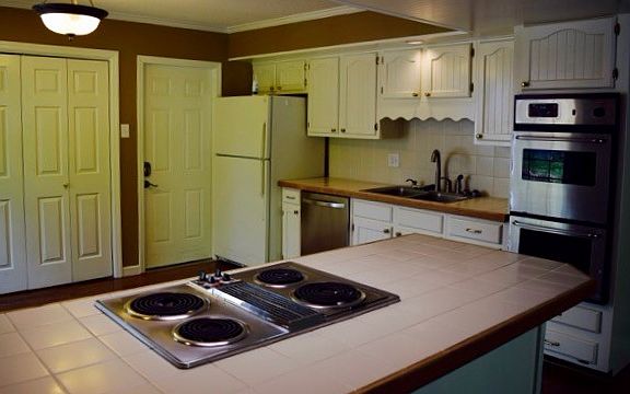 Open kitchen 
