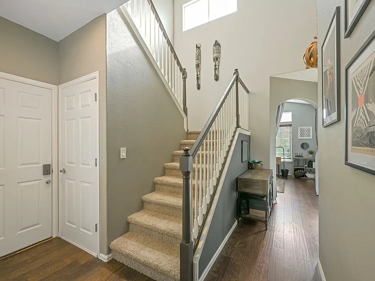 2633 Clarion Ln — Photo 16