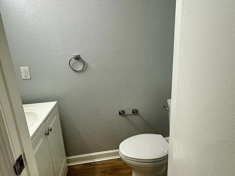 2302 Maki Rd #49 — Photo 12