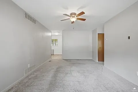 4 bed, 1312 sqft, $2,200 — Photo 4