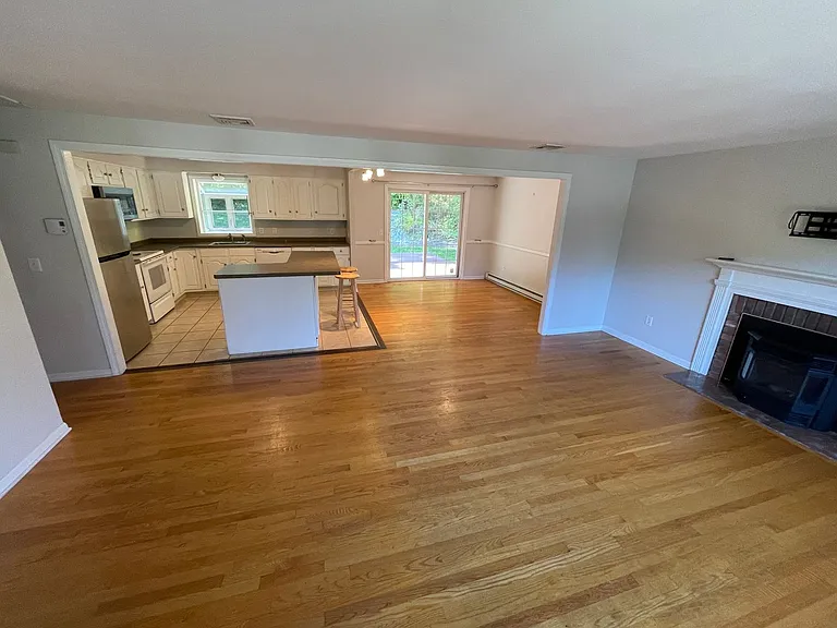 85 Brentwood Dr — Photo 10