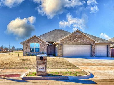 4600 River Mesa Dr, Yukon, OK, 73099