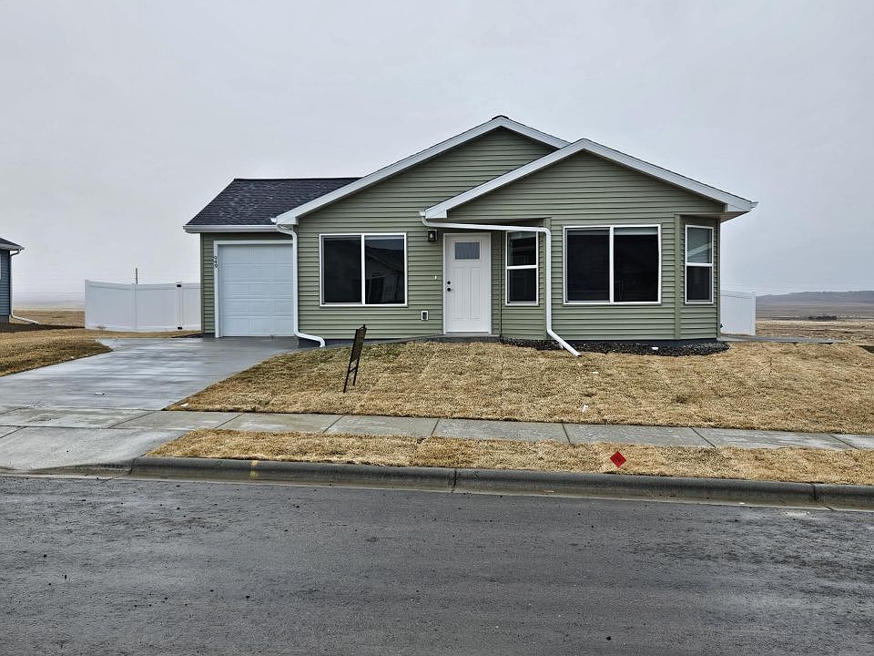 1st image of 949 Anacapa Ln