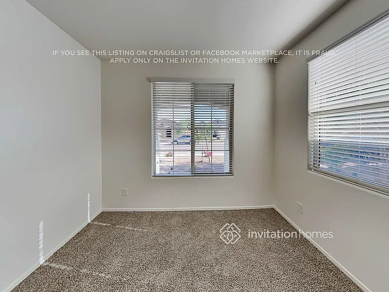2152 W Emrie Ave — Photo 10