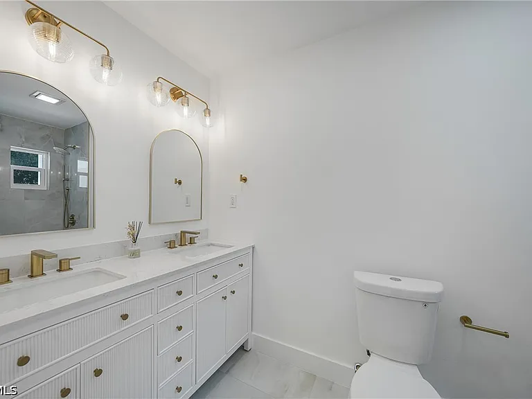 27381 Voyageur Dr — Photo 14