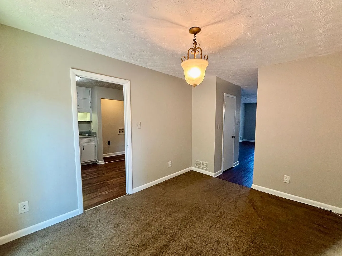 3198 Washington Rd. — Photo 4