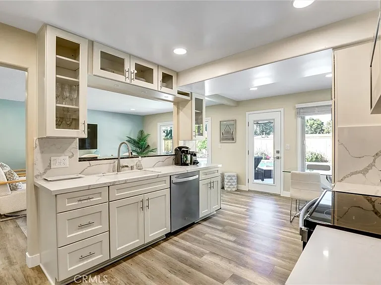 1591 Pegasus St — Photo 10