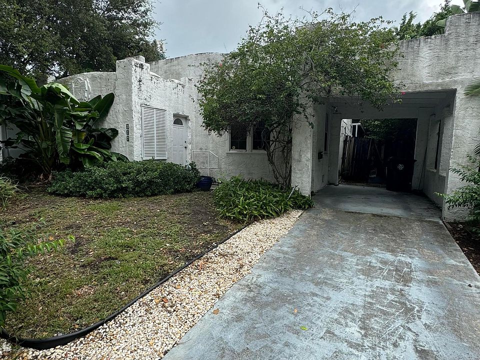 1st image of 317 Fordham Drive