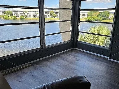 Enclosed balcony