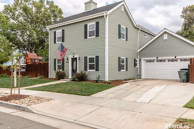 1st image of 690 Potsgrove Pl