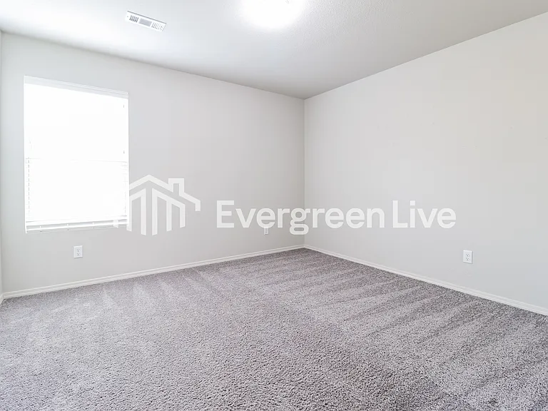 17 Dobbin Dr — Photo 9