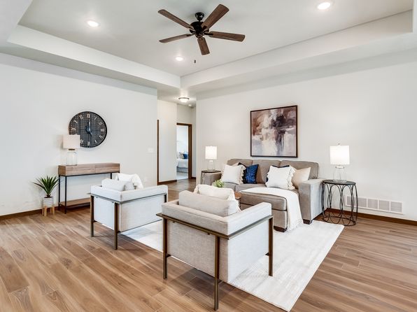 sioux-falls-south-dakota-380316241 picture