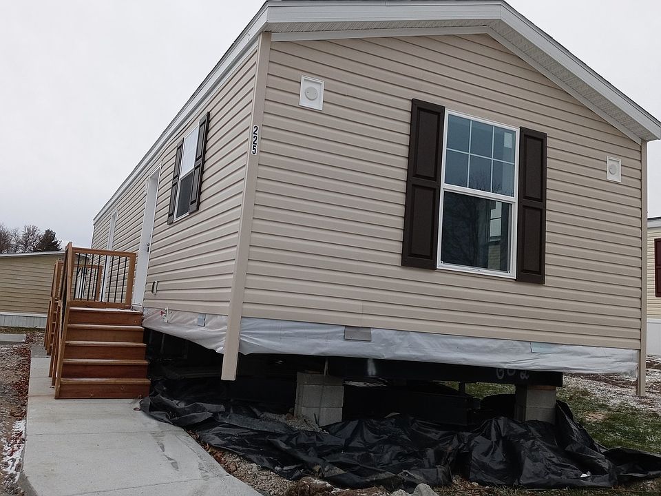 1st image of 225 E Glengarry Ct #568
